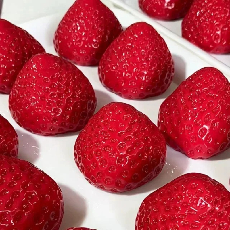 Strawberry Squeeze Toy Fidget  - Party Games Crazy reseña y precio