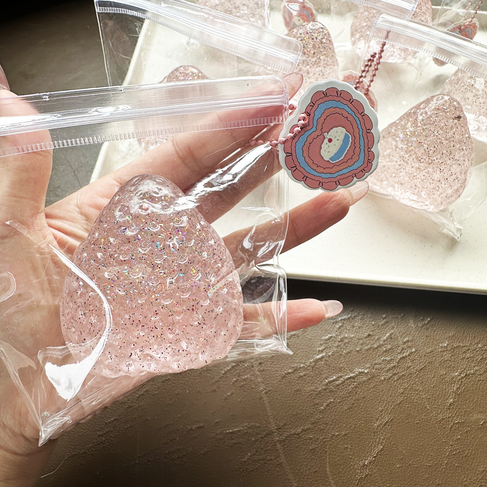 Strawberry Squeeze Toy Fidget  - Party Games Crazy reseña y precio